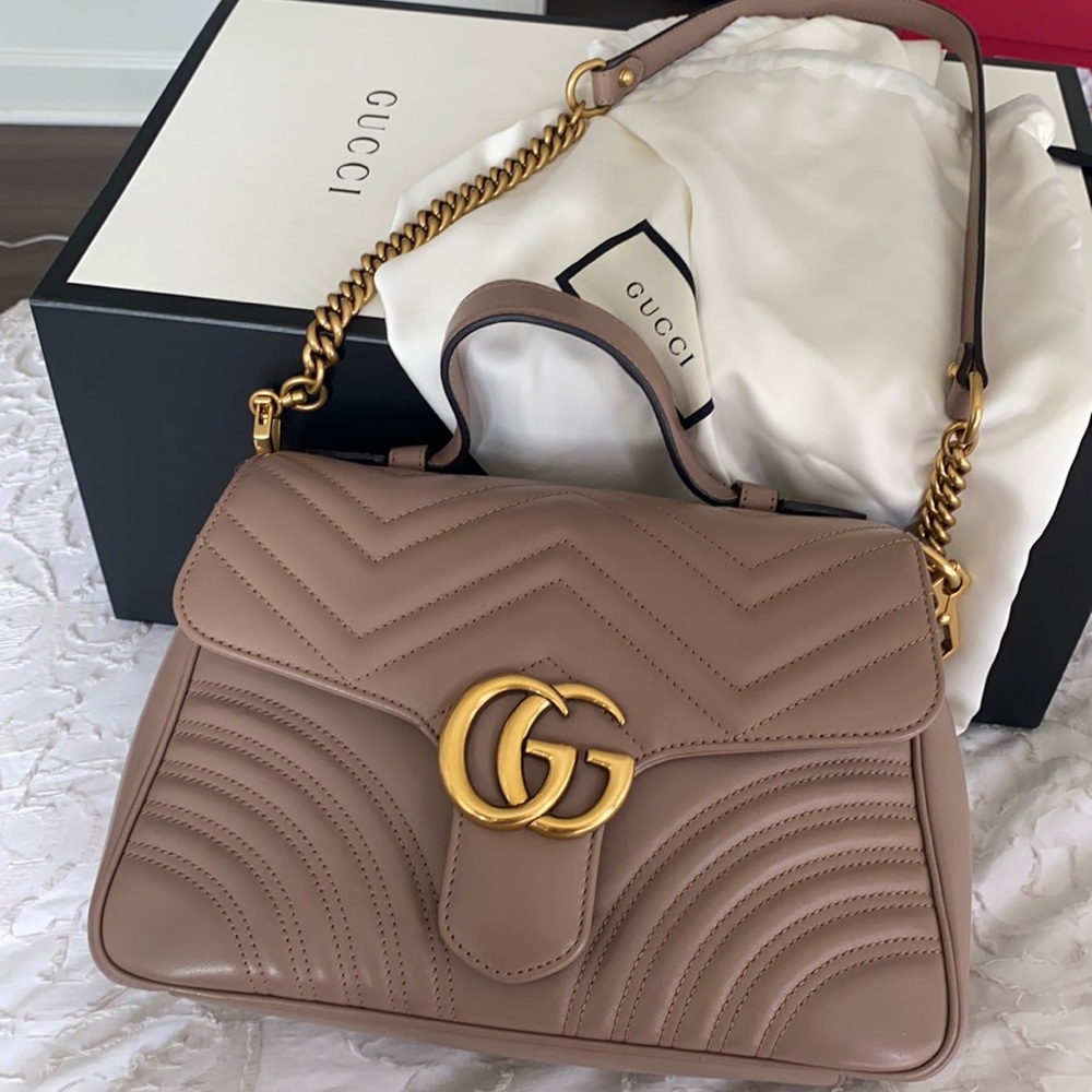 Gucci Marmont Small Handle Bag in beige/rose